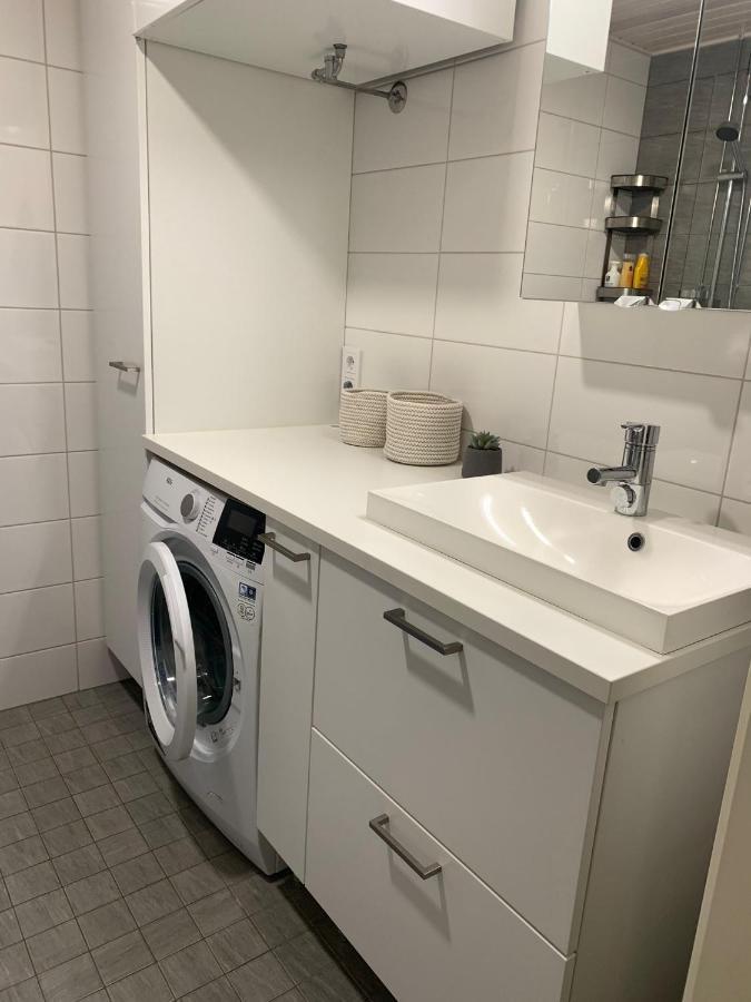 Modern One Bedroom Apartment Nearby Airport Вантаа Екстериор снимка